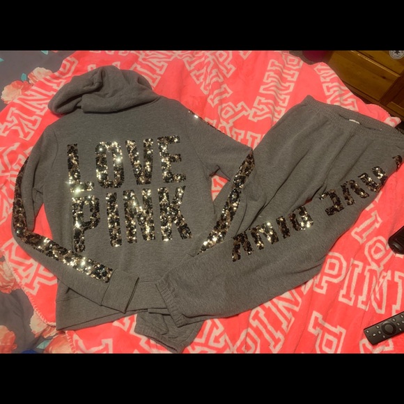 PINK Victoria's Secret Tops - Victoria’s Secret Pink leopard bling set